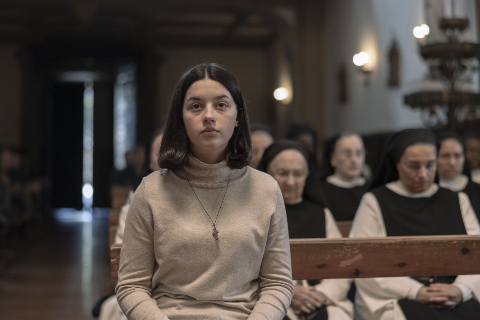 Los Domingos (ENGLISH SUBTITLES)