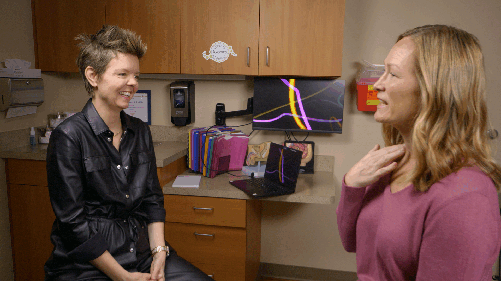 The M Factor - Shredding the Silence on Menopause - met nagesprek